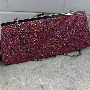 Quin’s Glittery Pink Clutch Bag
